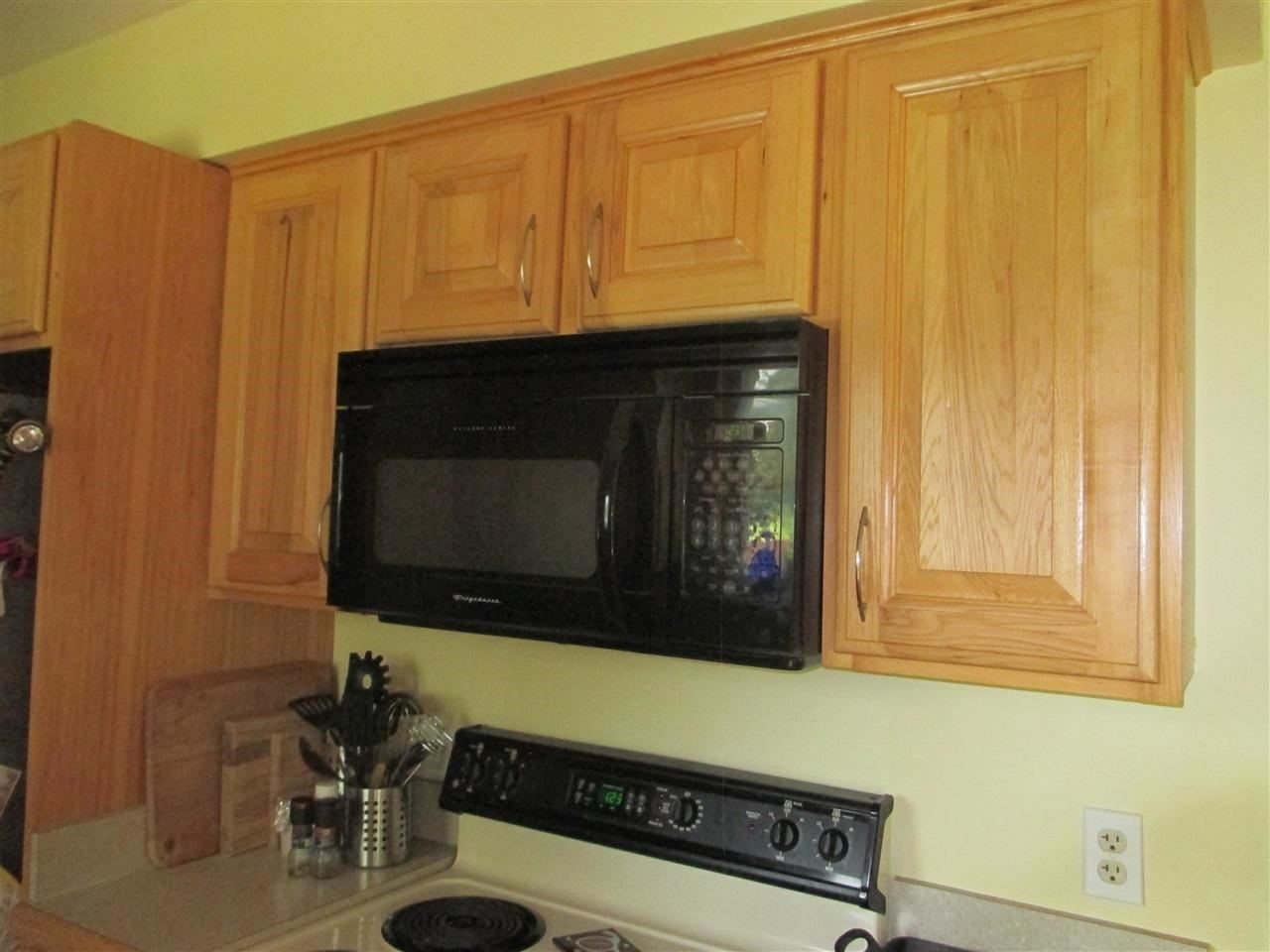 8433 North McKinley Road Flushing, MI 48433 - Photo 11 of 22 21479664-10.JPG