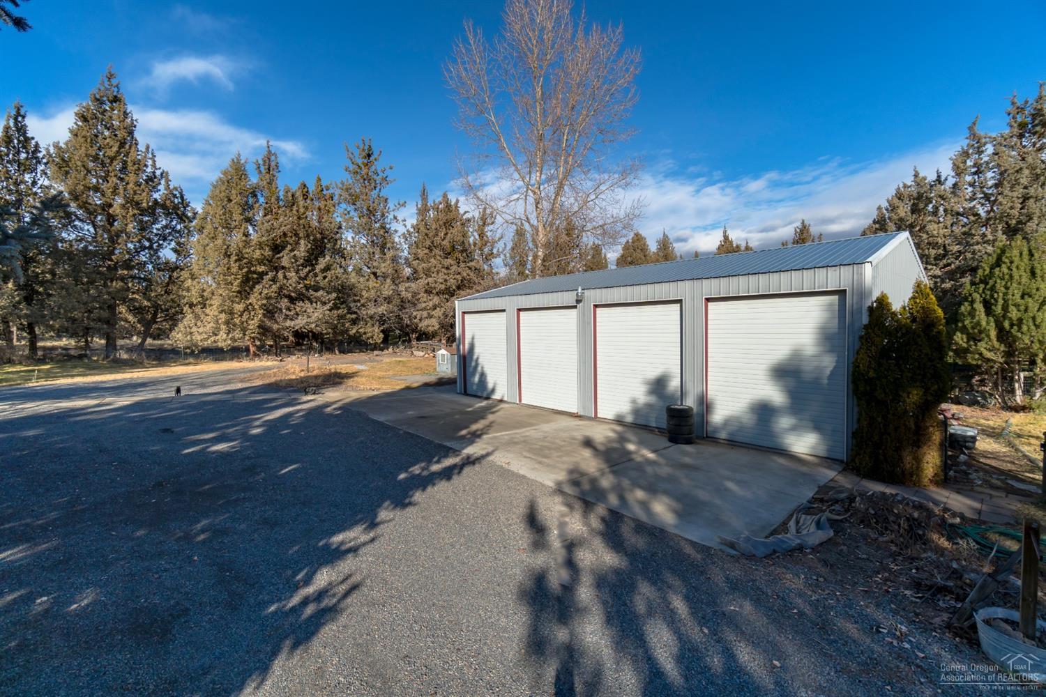 63420 Hamehook Road Bend, OR 97701 - Photo 4 of 25 Additional Photo