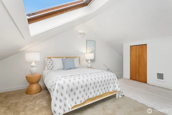 $695,000 | 1816 East Jefferson Street, Unit B, Seattle, WA 98122