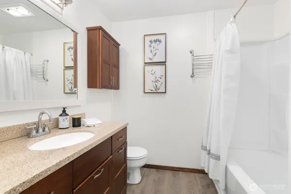 $695,000 | 1816 East Jefferson Street, Unit B, Seattle, WA 98122