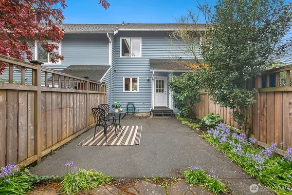 $695,000 | 1816 East Jefferson Street, Unit B, Seattle, WA 98122