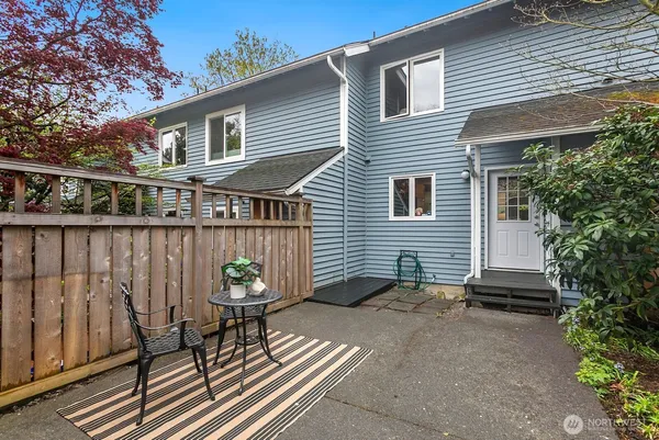 $695,000 | 1816 East Jefferson Street, Unit B, Seattle, WA 98122
