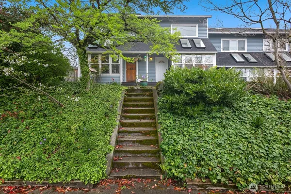 $695,000 | 1816 East Jefferson Street, Unit B, Seattle, WA 98122
