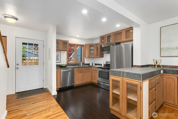 $695,000 | 1816 East Jefferson Street, Unit B, Seattle, WA 98122