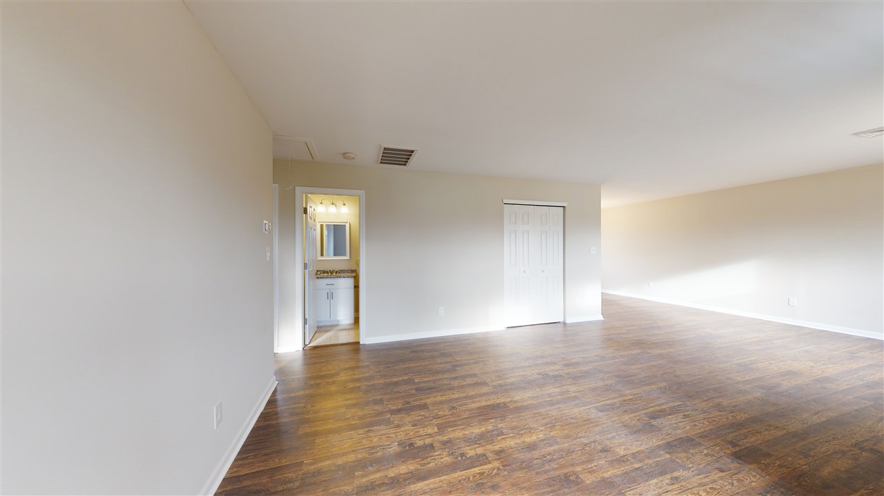 402 Angus Avenue Rio Grande, NJ 08242 - Photo 4 of 22 Gallery Image 4