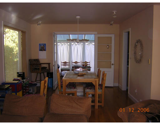 91 Walnut Hill Road Brookline, MA 02467 - Photo 3 of 14 a view of a dining room with furniture and window
