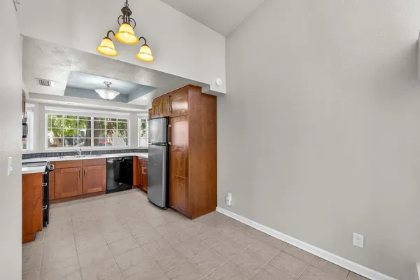 $1,900 | 3513 East Le Marche Avenue, Phoenix, AZ 85032