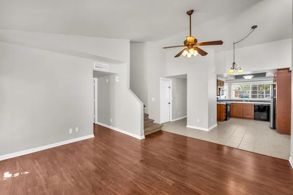 $1,900 | 3513 East Le Marche Avenue, Phoenix, AZ 85032