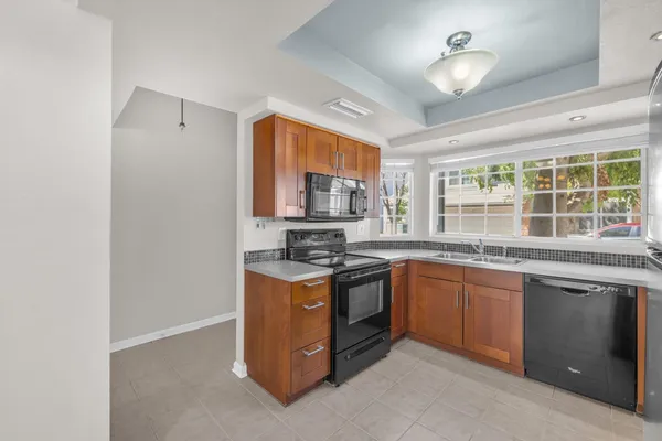 $1,900 | 3513 East Le Marche Avenue, Phoenix, AZ 85032