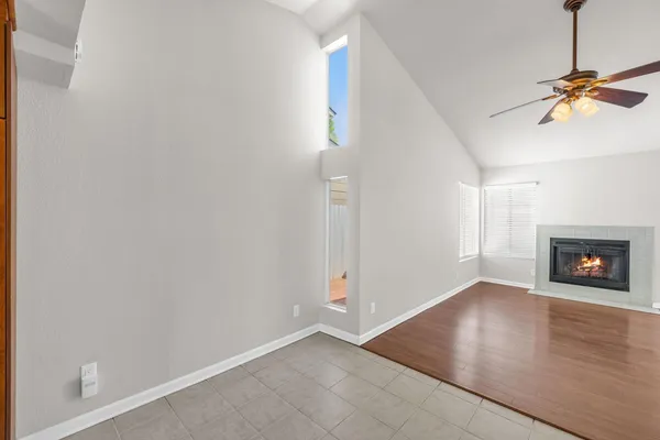 $1,900 | 3513 East Le Marche Avenue, Phoenix, AZ 85032