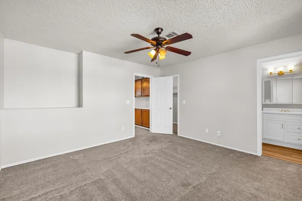 $1,900 | 3513 East Le Marche Avenue, Phoenix, AZ 85032