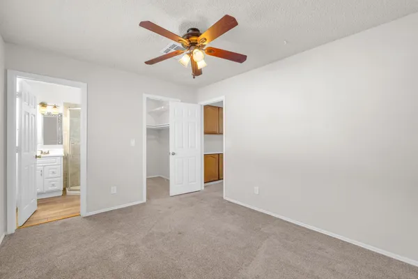 $1,900 | 3513 East Le Marche Avenue, Phoenix, AZ 85032