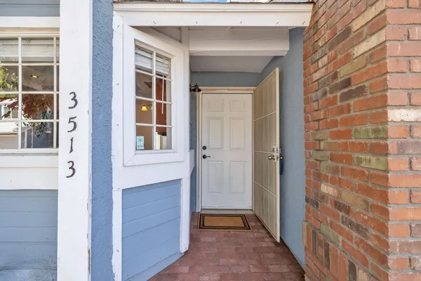 $1,900 | 3513 East Le Marche Avenue, Phoenix, AZ 85032