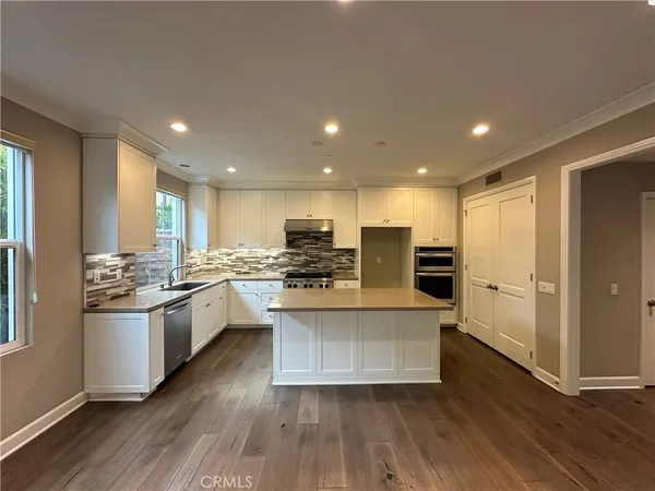 $5,150 | 146 Stallion, Irvine, CA 92602