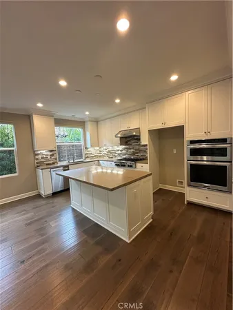 $5,150 | 146 Stallion, Irvine, CA 92602
