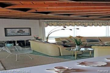 4954 Port Austin Road Caseville, MI 48725 - Photo 6 of 25 4954PtAustinLIving2.jpg