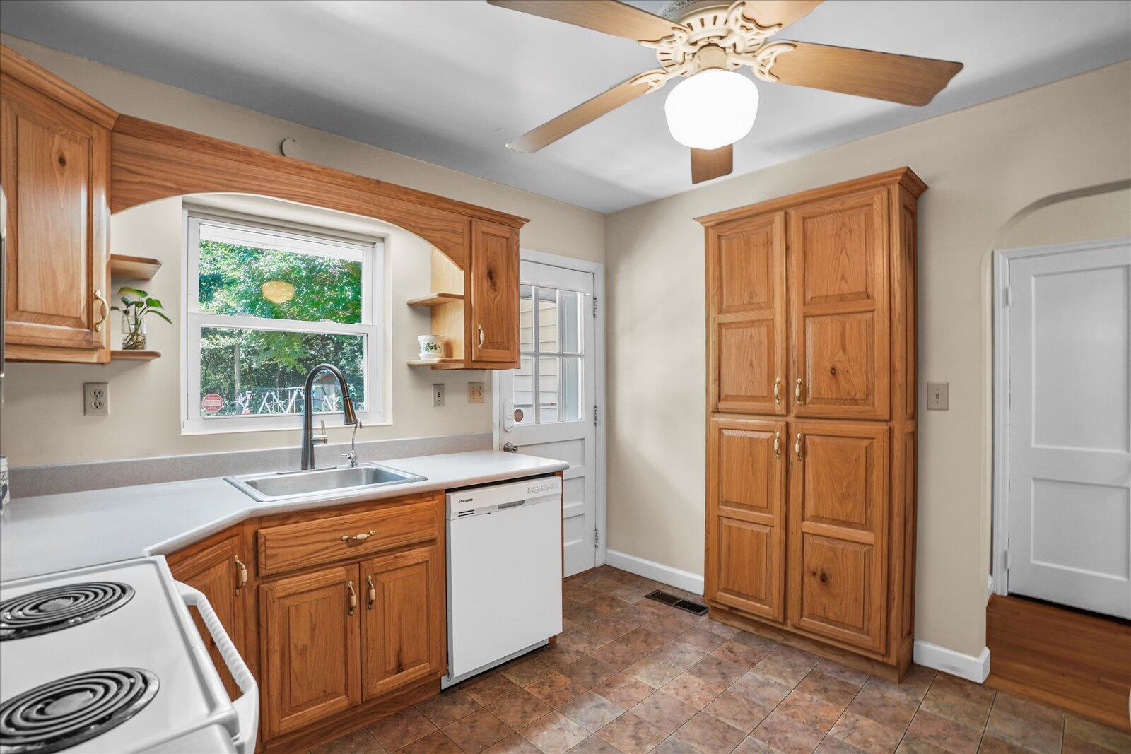 4113 East Ridge Drive Chattanooga, TN 37412 - Photo 14 of 37 14-4113 E Ridge Dr-14