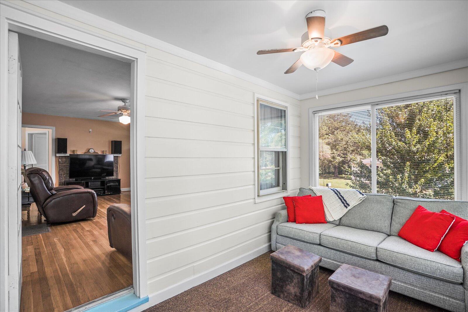 4113 East Ridge Drive Chattanooga, TN 37412 - Photo 9 of 37 09-4113 E Ridge Dr-9