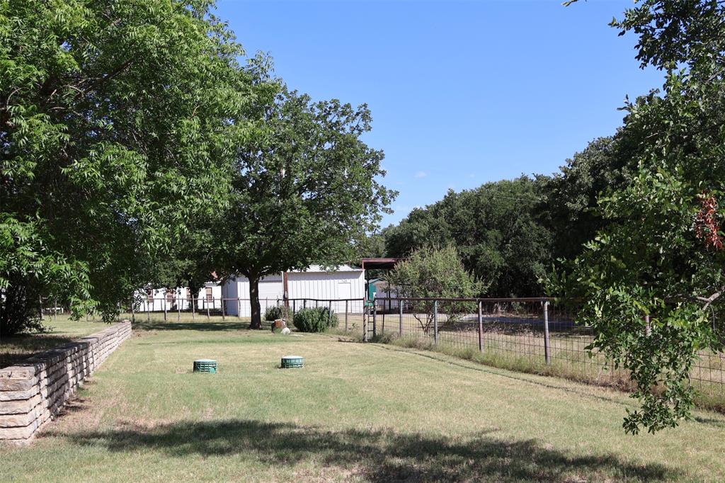 4315 Waples Road Granbury, TX 76049 - Photo 13 of 40