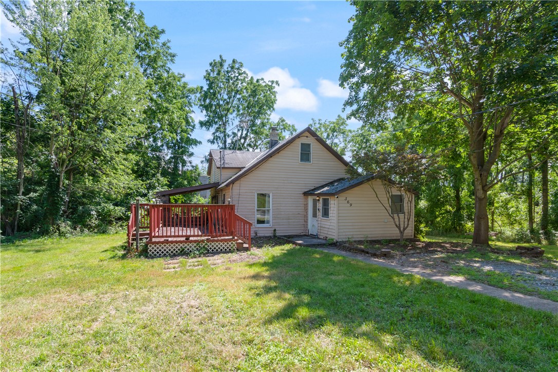 369 Bloom Road Arcadia, NY 14513 - Photo 23 of 38 There’s even a deck that opens to the covered front porch!