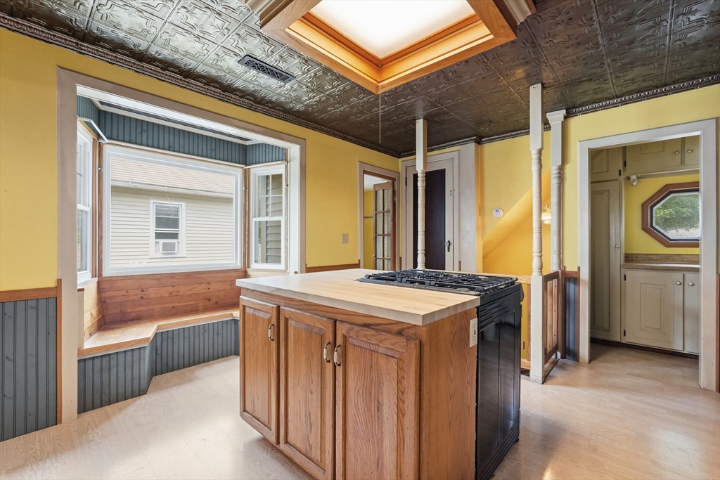 17-19 Howes Street Springfield, MA 01118 - Photo 21 of 42