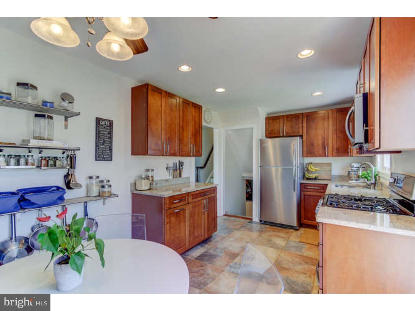 22 Beaumont Road Trenton, NJ 08620 - Photo 8 of 23 Kitchen