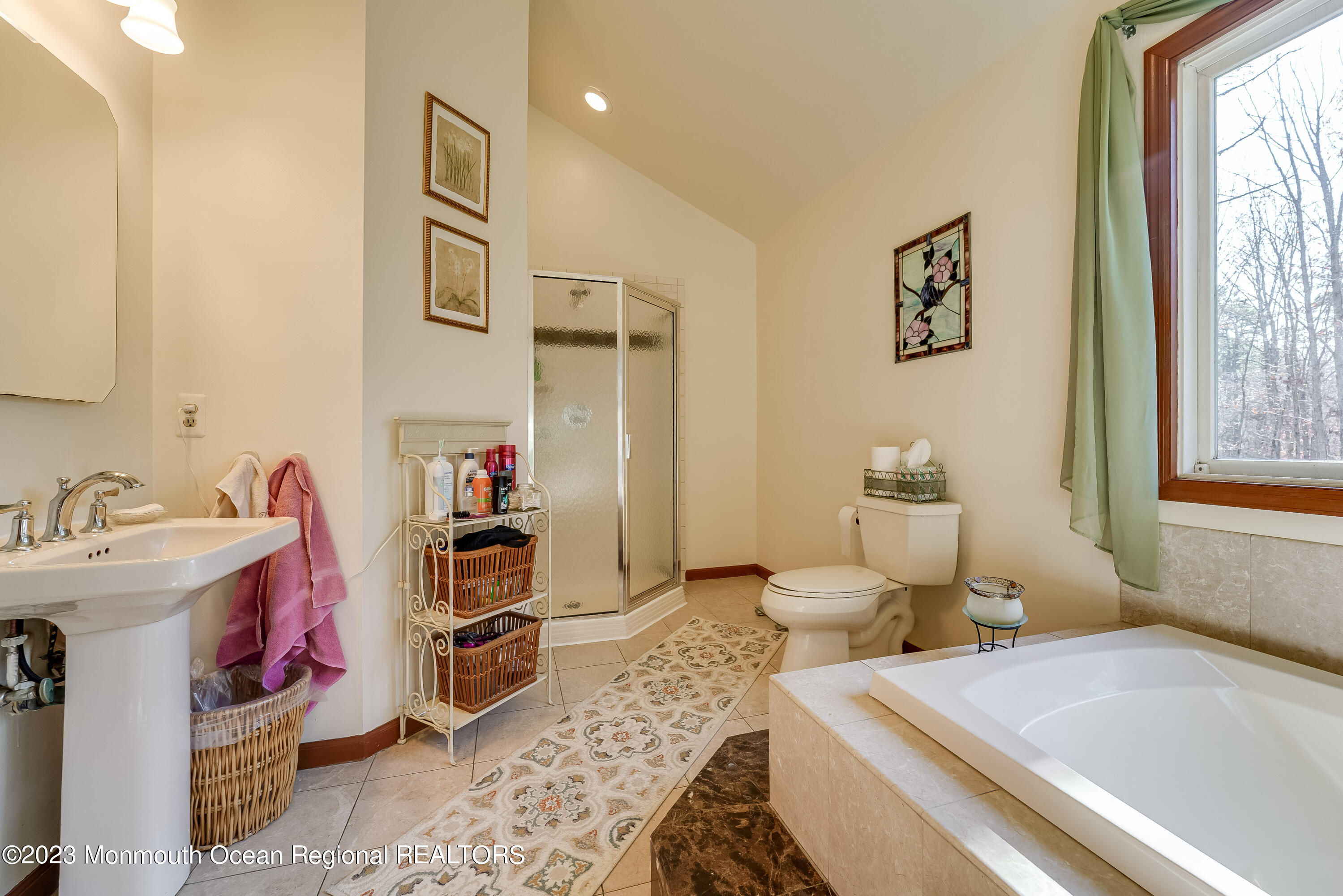 10 Abbey Road Jackson, NJ 08527 - Photo 23 of 38 27