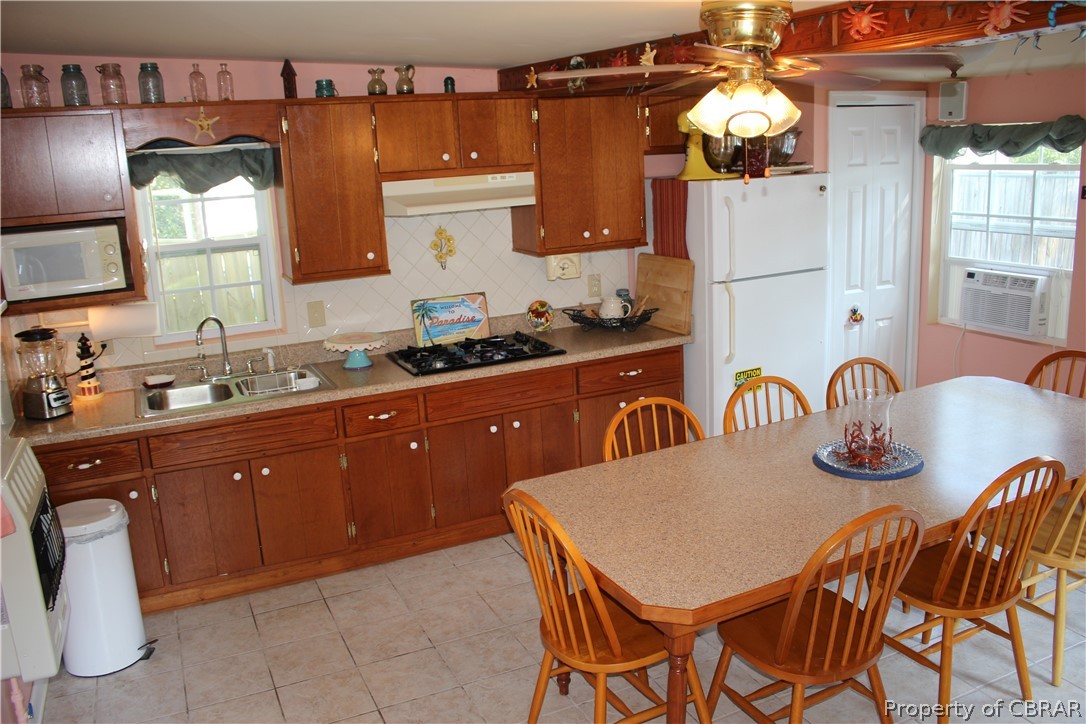 401 Sanders Landing Road North, VA 23128 - Photo 33 of 49