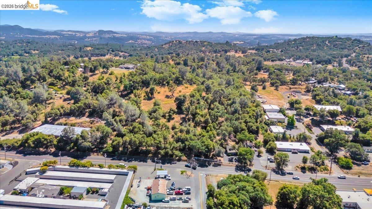 14275 Tuolumne Road Sonora, CA 95370 - Photo 10 of 22