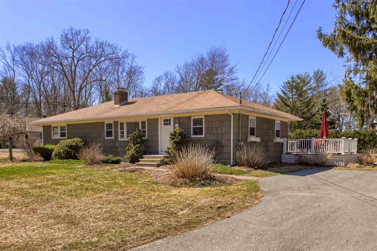 2 Springview Terrace Plaistow, NH 03865 - Photo 3 of 40 Gallery Image 3