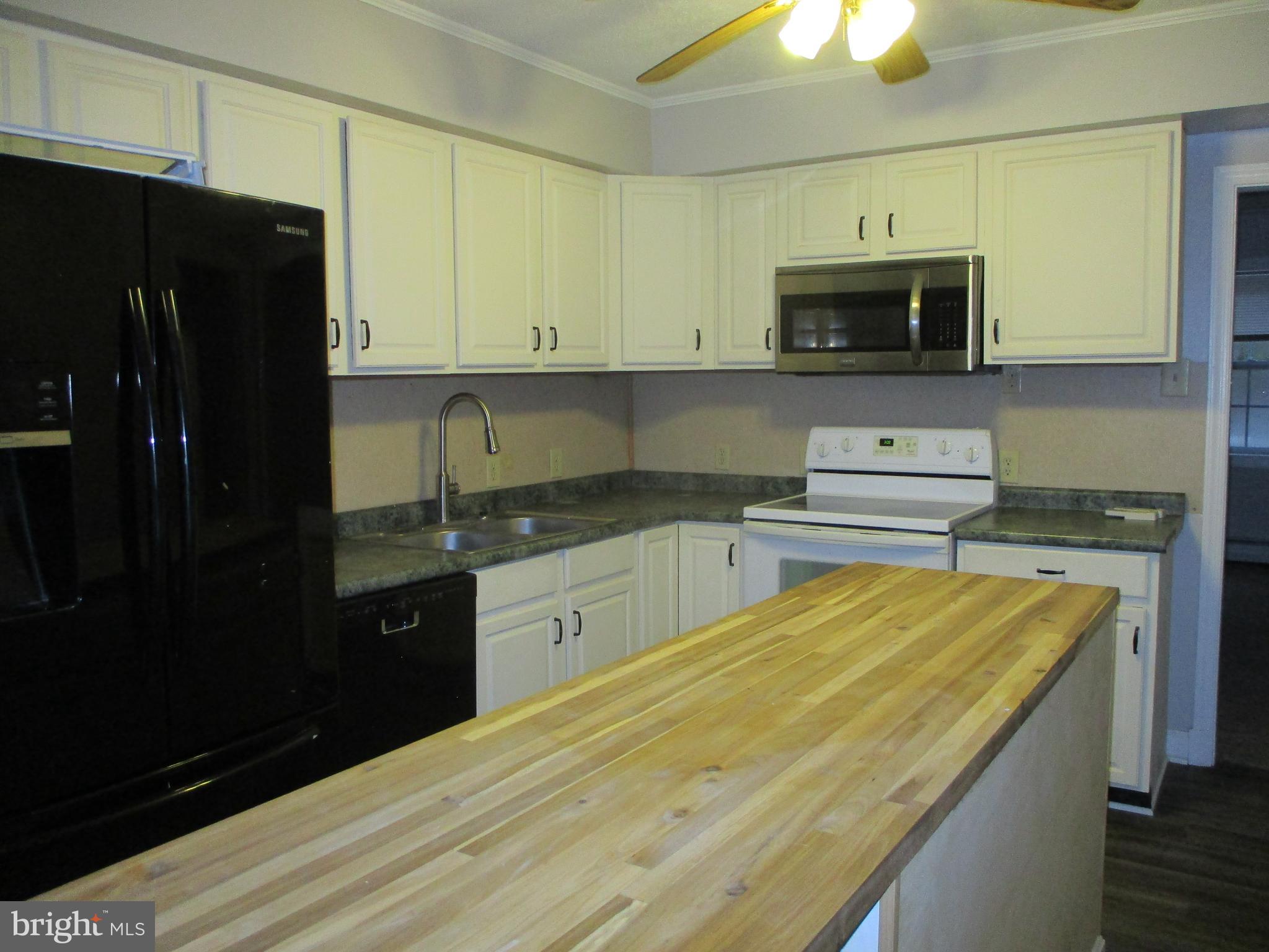 22575 Point Lookout Road Leonardtown, MD 20650 - Photo 3 of 20 Gallery Image 3