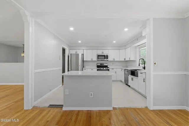 $399,000 | 859 Hereford Way, Niskayuna, NY 12309