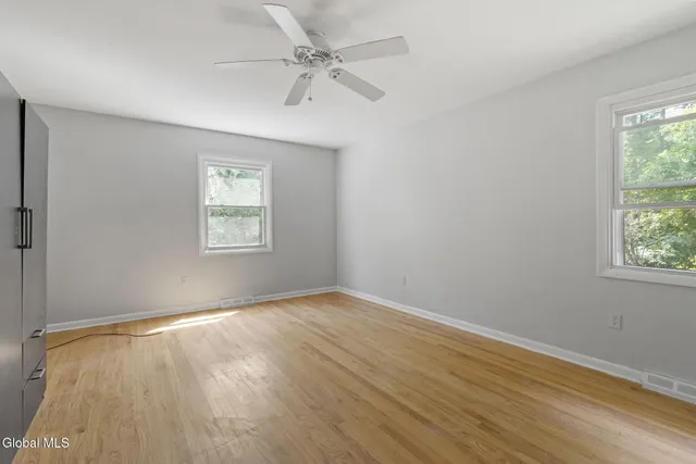 $399,000 | 859 Hereford Way, Niskayuna, NY 12309