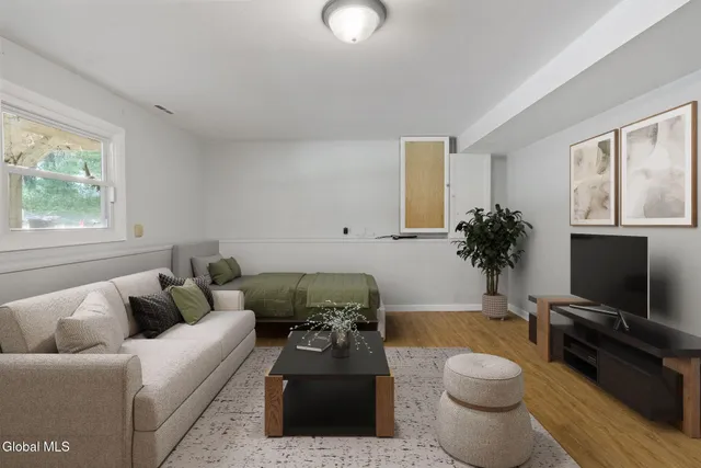 $399,000 | 859 Hereford Way, Niskayuna, NY 12309