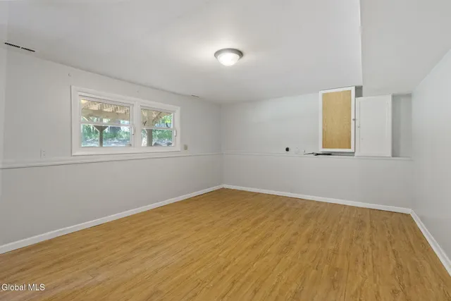 $399,000 | 859 Hereford Way, Niskayuna, NY 12309