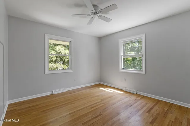 $399,000 | 859 Hereford Way, Niskayuna, NY 12309