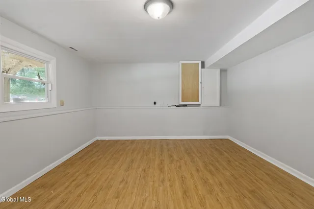 $399,000 | 859 Hereford Way, Niskayuna, NY 12309