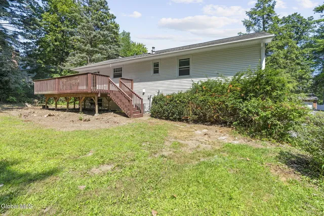 $399,000 | 859 Hereford Way, Niskayuna, NY 12309