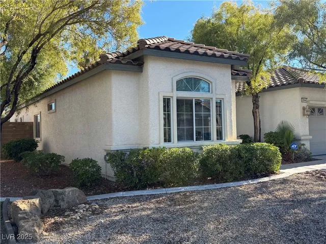 $2,350 | 2846 Grande Valley Drive, Las Vegas, NV 89135