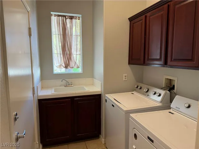 $2,350 | 2846 Grande Valley Drive, Las Vegas, NV 89135