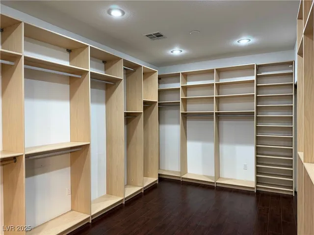 $2,350 | 2846 Grande Valley Drive, Las Vegas, NV 89135