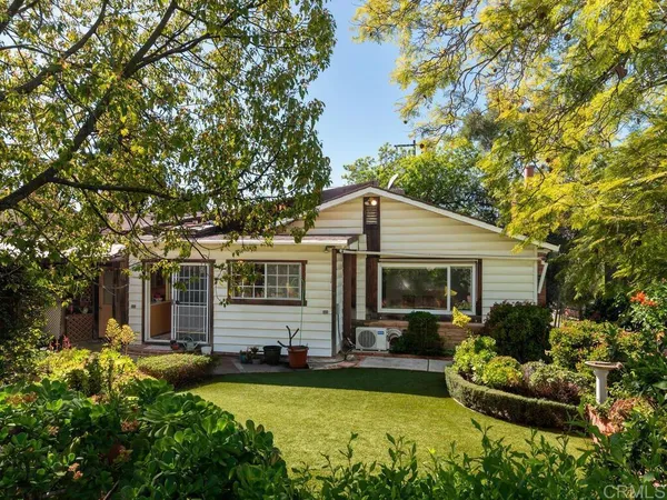 $599,000 | 210 South Orange Avenue, Fallbrook, CA 92028