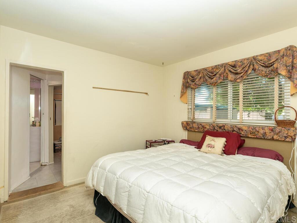 210 South Orange Avenue Fallbrook, CA 92028 - Photo 18 of 40 Primary Bedroom