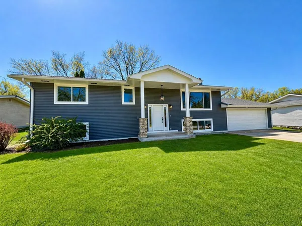 $449,000 | 943 Birch Boulevard, Winona, MN 55987