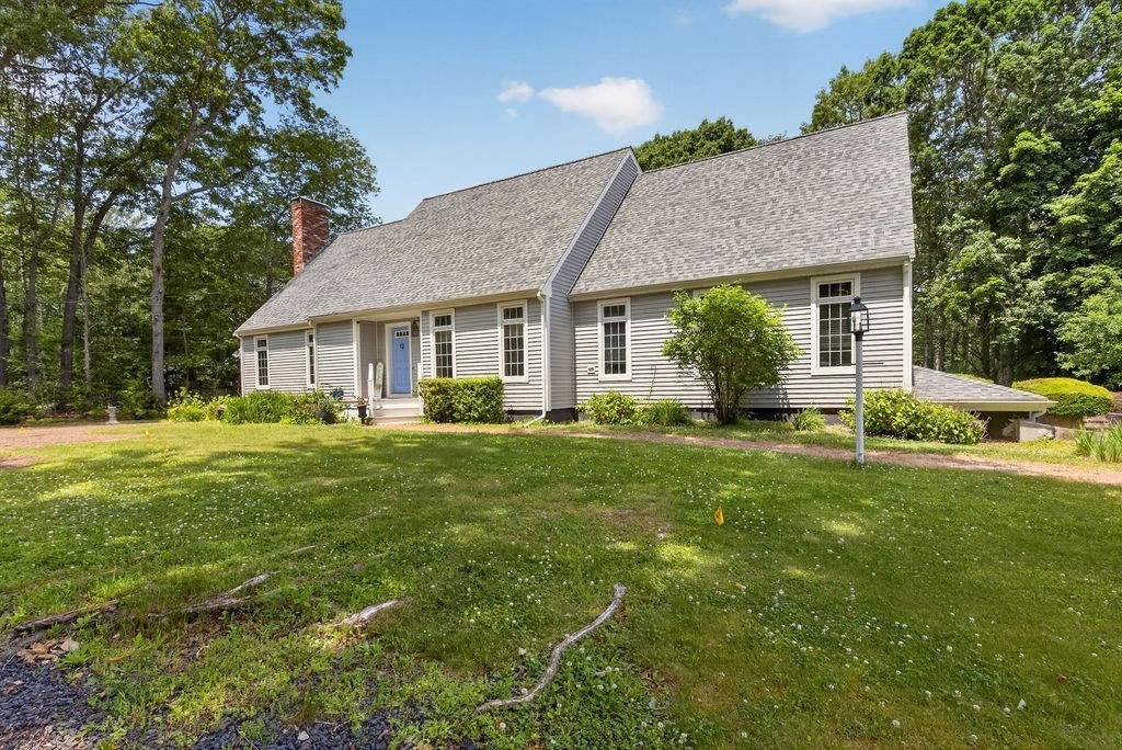 346 Judson Street Raynham, MA 02767 - Photo 2 of 36
