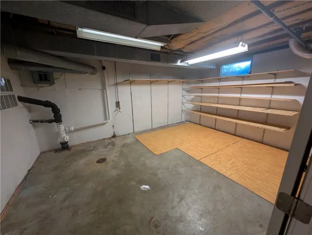 $220,000 | 4204 South Mccoy Street, Independence, MO 64055