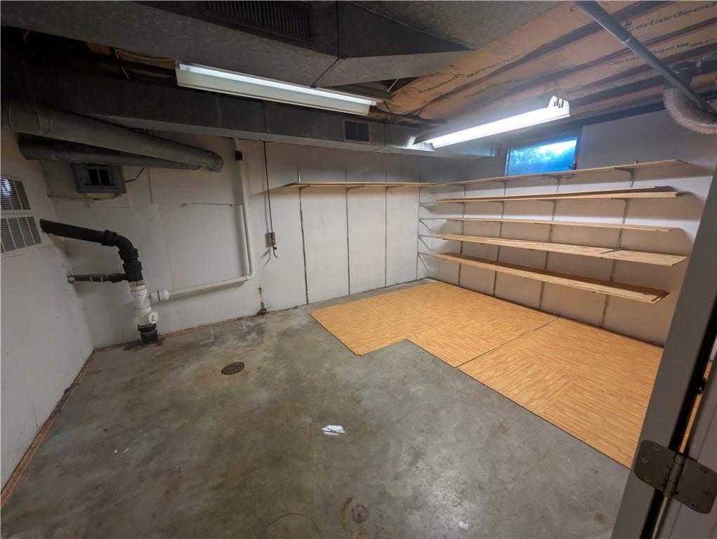 4204 South Mccoy Street Independence, MO 64055 - Photo 14 of 15