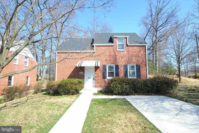 10201 Carson Place Silver Spring, MD 20901 - Photo 1 of 17 Exterior (Front)