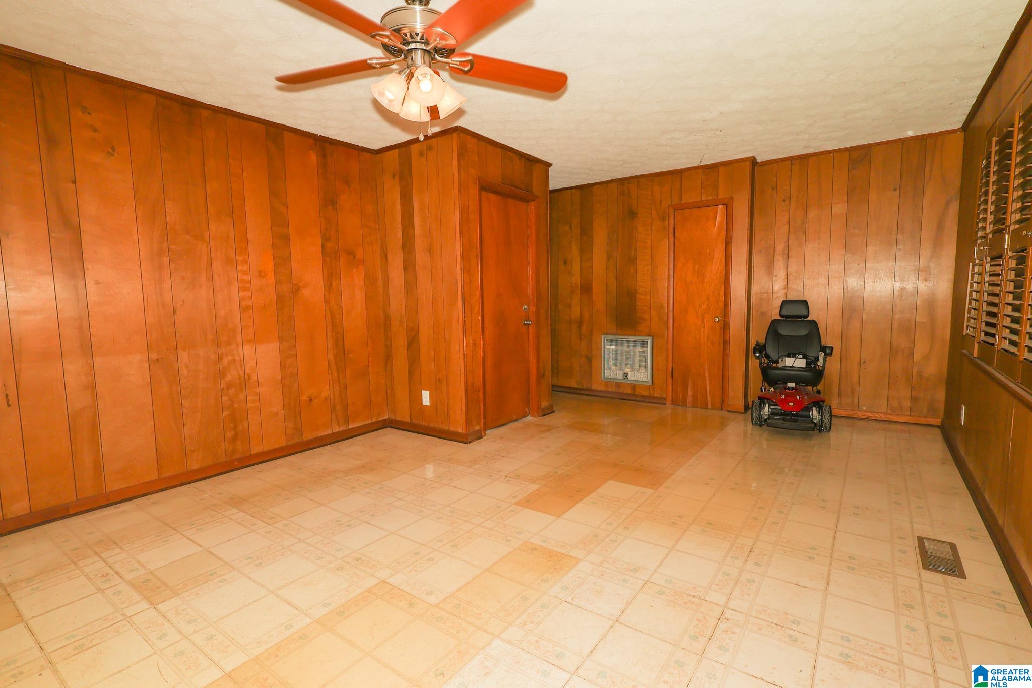 1160 Rochester Road Southeast Jacksonville, AL 36265 - Photo 14 of 36
