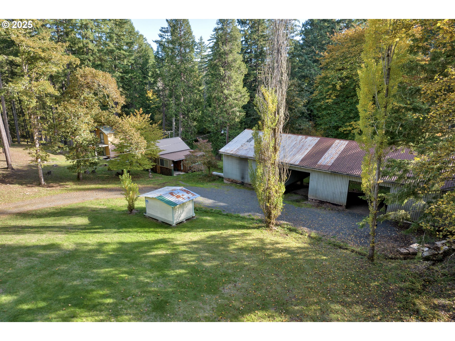 72792 Shoestring Road Cottage Grove, OR 97424 - Photo 2 of 43 Gallery Image 2